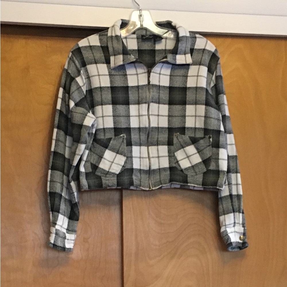 Vintage Xhilaration women’s short jacket, black and white plaid